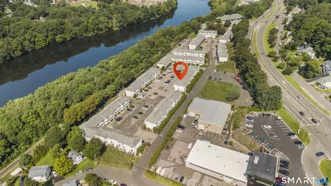 View/Area - 39 Commodore Cmns #39, Derby, CT 06418 photo 1 of 2