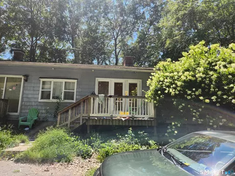 85 Military Hwy, Groton, CT 06340