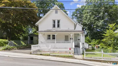 44 Piedmont St, Waterbury, CT 06706