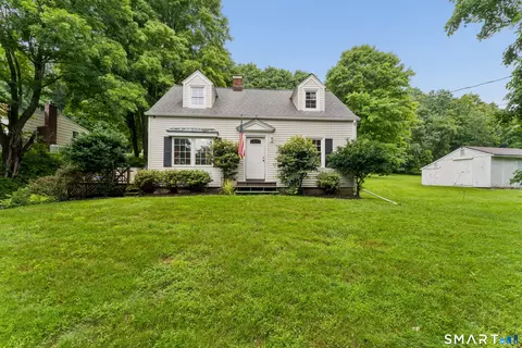 29 Poverty Hollow Rd, Newtown, CT 06470