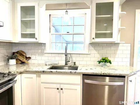 Kitchen - 305 Prospect St, Wethersfield, CT 06109 photo 3 of 5