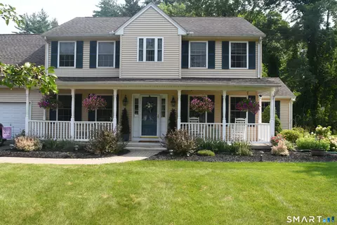 2 Clinton Ln, Enfield, CT 06082