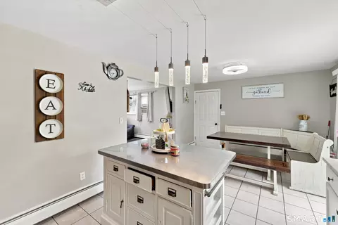 Kitchen - 398 Moosup Pond Rd, Moosup, CT 06354 photo 4 of 5
