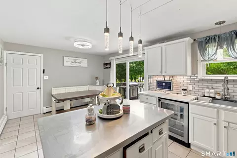 Kitchen - 398 Moosup Pond Rd, Moosup, CT 06354 photo 3 of 5