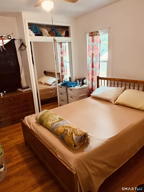 Bedroom - 137 Eastern St, New Haven, CT 06513 photo 1 of 3