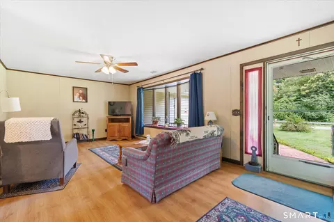 Entry Way - 847 Cook Hill Rd, Killingly, CT 06239 photo 1 of 2