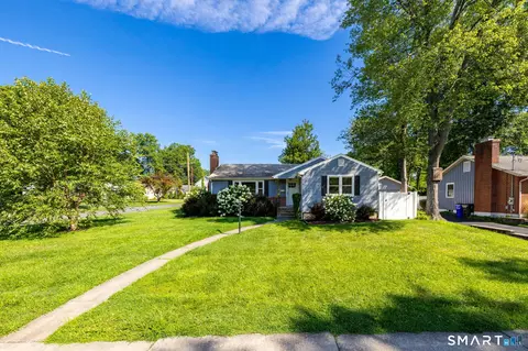 24 Haynes Rd, West Hartford, CT 06117