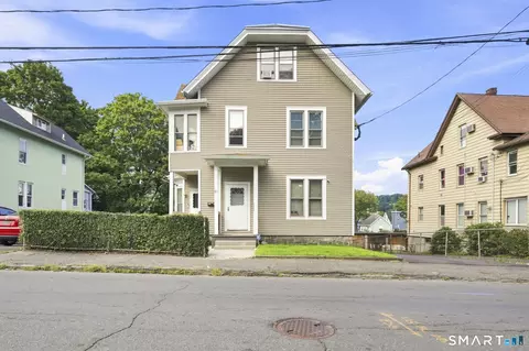 81 Wood St, Waterbury, CT 06704