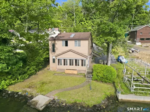 Exterior - 600 E Wakefield Blvd, Winchester, CT 06098 photo 7 of 9