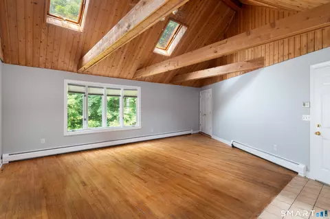 Living - 123 Cross Hwy, Redding, CT 06896 photo 5 of 6