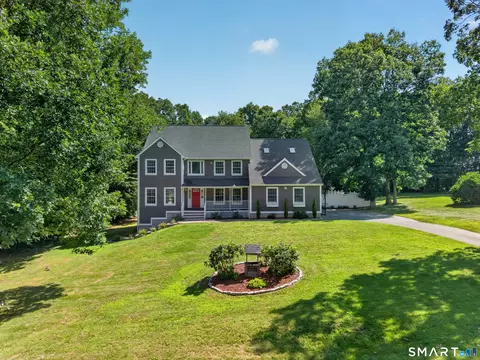 39 Cardinal Rd, East Lyme, CT 06333