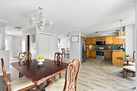 Dining - 155 Eagle Rdg, Torrington, CT 06790 photo 3 of 4