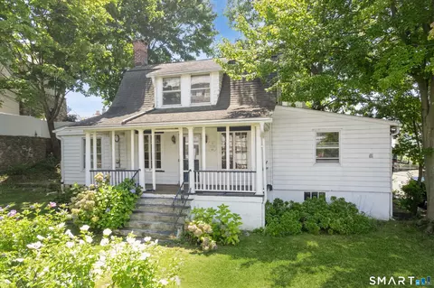 12 Parkview Rd, Norwalk, CT 06853