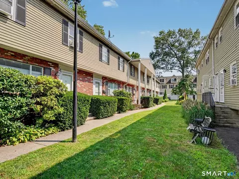 63 Maple Tree Ave #B, Stamford, CT 06906