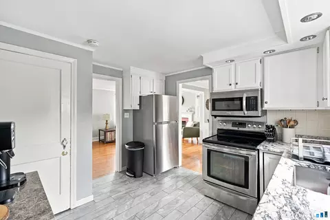 Kitchen - 47 Buckland Rd, Wethersfield, CT 06109 photo 3 of 3