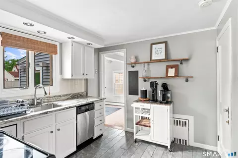 Kitchen - 47 Buckland Rd, Wethersfield, CT 06109 photo 2 of 3