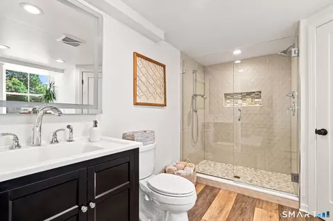 Bath - 40-42 Great Ring Rd, Sandy Hook, CT 06482 photo 4 of 5