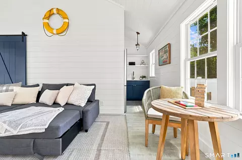 Living - 40-42 Great Ring Rd, Sandy Hook, CT 06482 photo 4 of 4