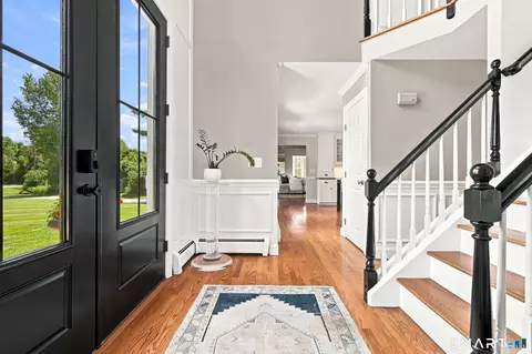 Entry Way - 40-42 Great Ring Rd, Sandy Hook, CT 06482 photo 2 of 4