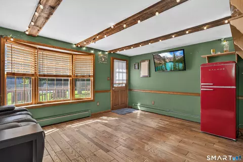 Living - 76 Chamberlain Rd, Wethersfield, CT 06109 photo 6 of 6
