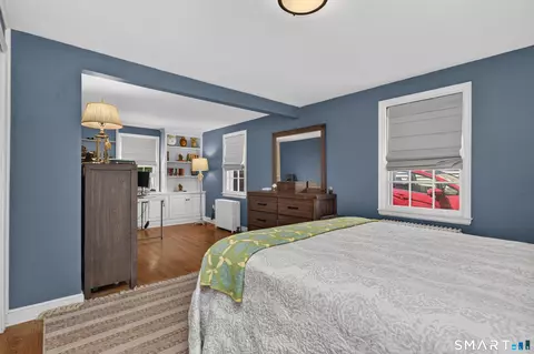 Bedroom - 76 Chamberlain Rd, Wethersfield, CT 06109 photo 1 of 9