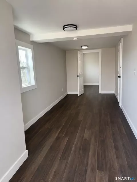 Entry Way - 22 Hemlock Trl, Newtown, CT 06482 photo 4 of 7