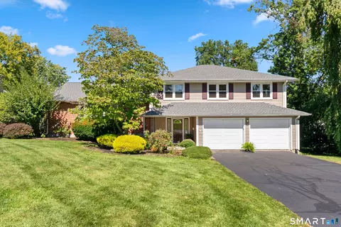 10 Eastwood Rd, West Hartford, CT 06117