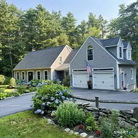 99 Fox Ridge Dr, Colchester, CT 06415