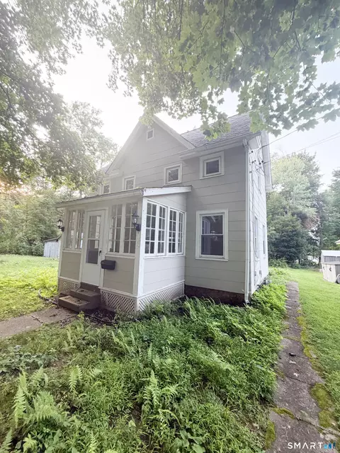 313 Wooster St, New Britain, CT 06052