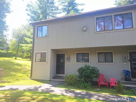 47 Woods Way #47, Woodbury, CT 06798