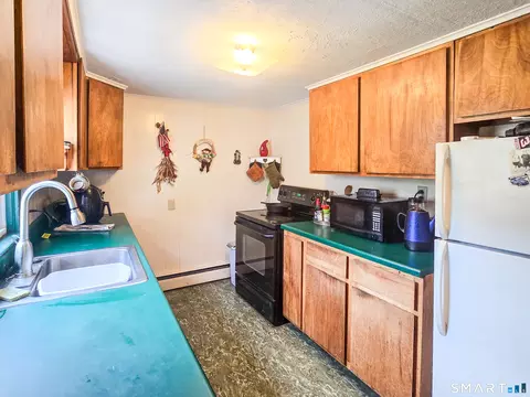 Kitchen - 129 Route 2a, Preston, CT 06365 photo 1 of 3