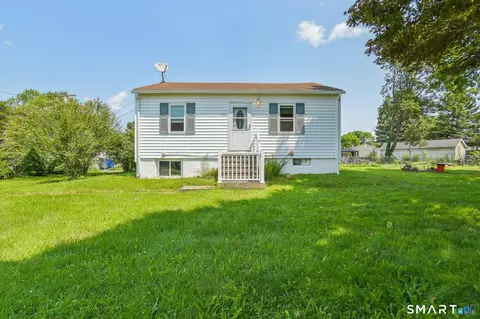 210 Midway Oval, Groton, CT 06340