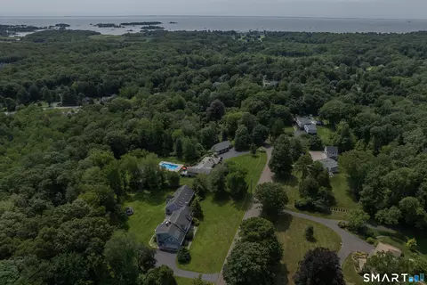 17 Whiting Farm Rd, Branford, CT 06405