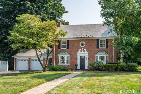 20 Staples Pl, West Hartford, CT 06107