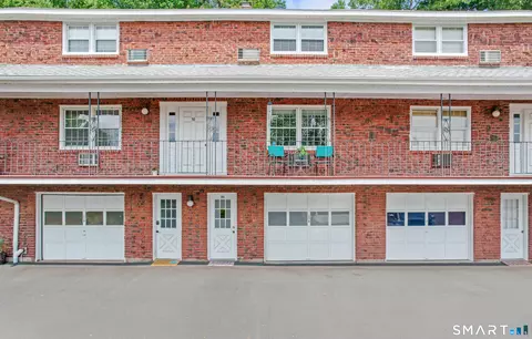 201 Regan Rd #30A, Vernon, CT 06066