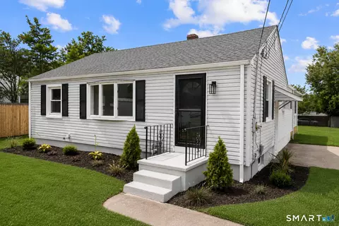 42 Butler Rd, North Haven, CT 06473
