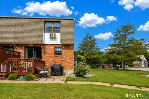 Exterior - 80 Wellswood Rd #9, Hebron, CT 06231 photo 5 of 9