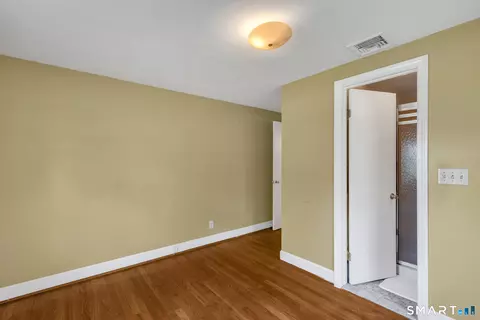 Bedroom - 22 Cottwell Dr, Wethersfield, CT 06109 photo 9 of 10