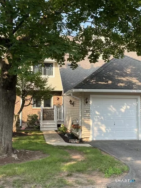 165 Foxboro Dr #165, Newington, CT 06111