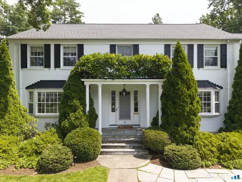 96 Norwood Rd, West Hartford, CT 06117
