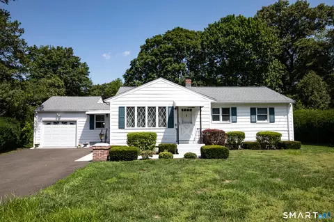 15 Goodwill Rd, North Haven, CT 06473