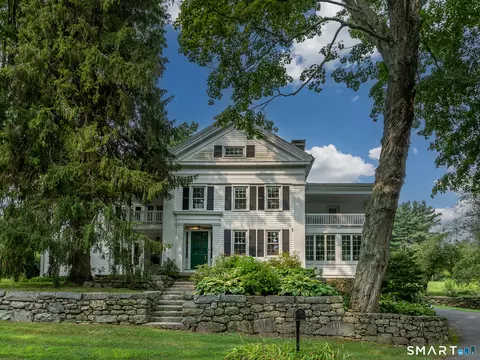 552 Breakneck Hill Rd, Middlebury, CT 06762