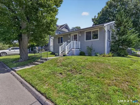 43 Chester St, Milford, CT 06460