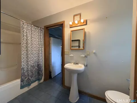 Bath - 111 Island Rd, Killingly, CT 06241 photo 1 of 1