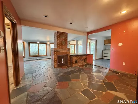 Living - 111 Island Rd, Killingly, CT 06241 photo 2 of 2