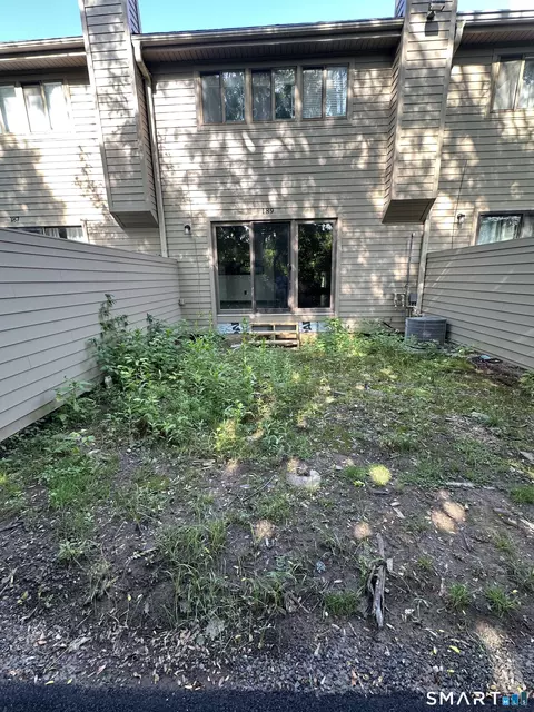 Exterior - 189 Spring St #189, Wethersfield, CT 06109 photo 3 of 4