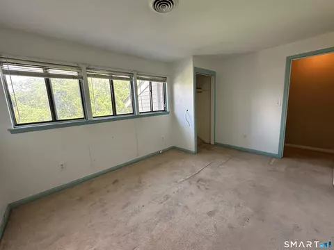 Bedroom - 189 Spring St #189, Wethersfield, CT 06109 photo 3 of 4
