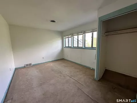 Bedroom - 189 Spring St #189, Wethersfield, CT 06109 photo 4 of 4