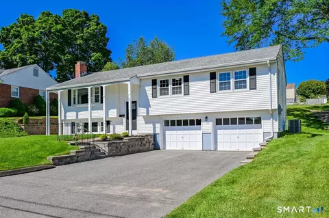Exterior - 129 Midwell Rd, Wethersfield, CT 06109 photo 2 of 2