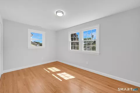 Bedroom - 129 Midwell Rd, Wethersfield, CT 06109 photo 3 of 5